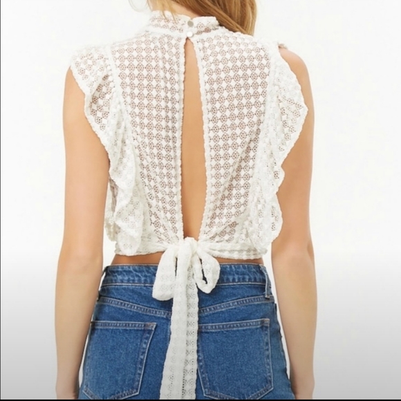 Forever 21 Small White Lace open back crop top - Picture 2 of 4